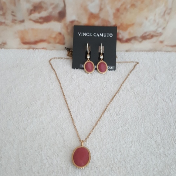 New Vince Camuto Oval Drop Earrings - Picture 5 of 6